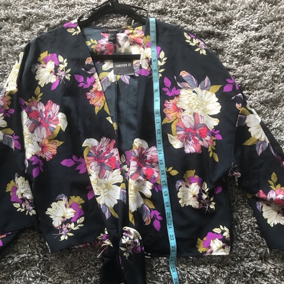 Forever 21 Open Tie Front Top/Cardigan - Picture 4 of 7